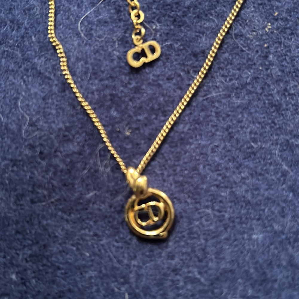 CHRISTIAN DIOR🔥AUTHENTIC NECKLACE 💥💥💥💥